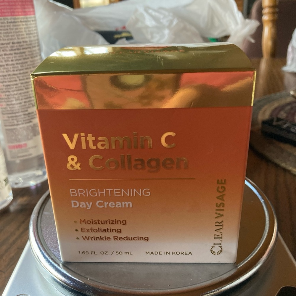 Clear visage vitamin C collagen brightening day cream  wrinkle reducing